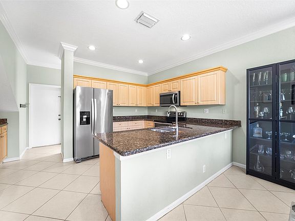 2nd image of 7673 NW 70th Avenue