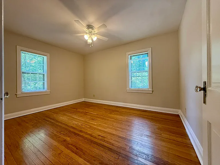2525 Glenmary Ave #3 — Photo 20