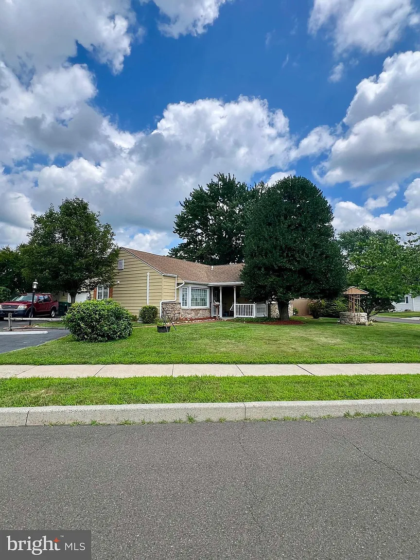 142 Bedford Rd photo 1