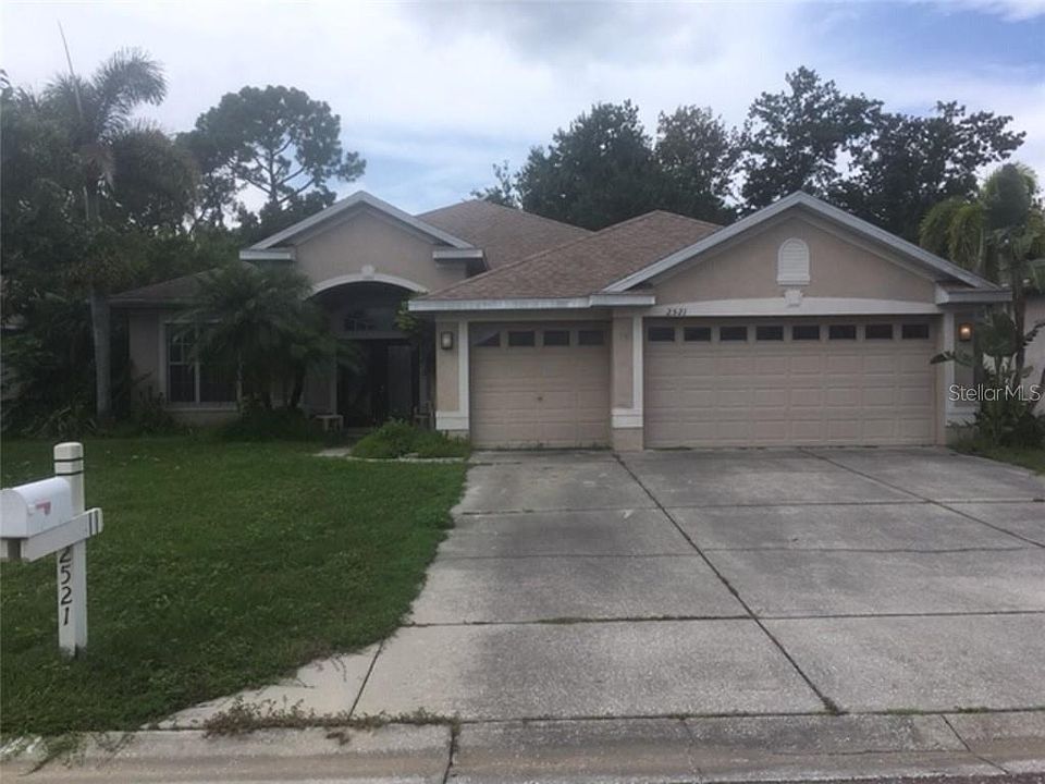 1st image of 2521 Wood Pointe Dr