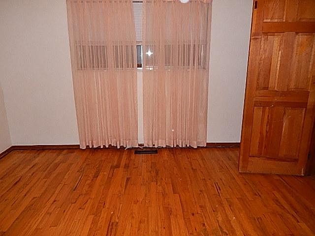 1st image of 6124 Vermont Ave