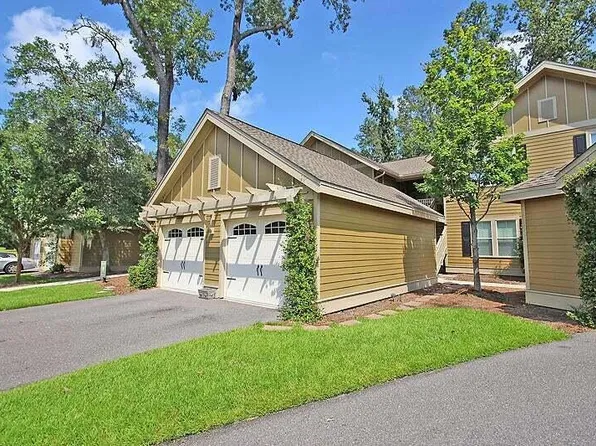 5508 Colonial Chatsworth Cir, North Charleston, SC 29418