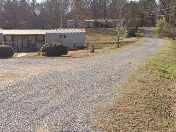 63 Green Park Dr, Byhalia, MS 38611