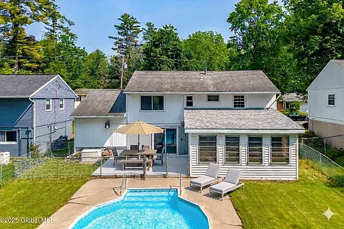 6 Woodland Ct Photo 1
