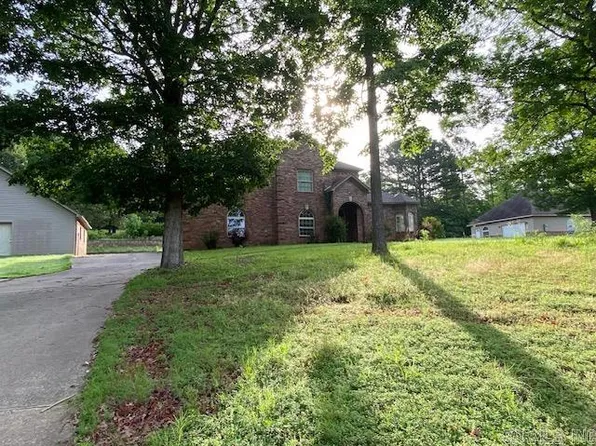 1300 Fern Creek Dr, Benton, AR 72019