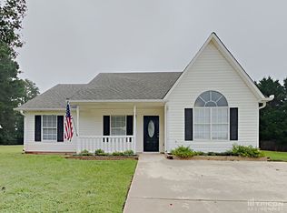 1510 N Hampton Ct, Hampton, GA 30228