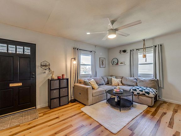 2nd image of 5064 Potomac St