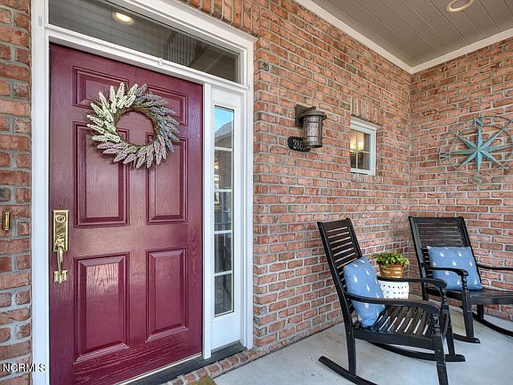 2nd image of 2869 Trailwood Drive SE