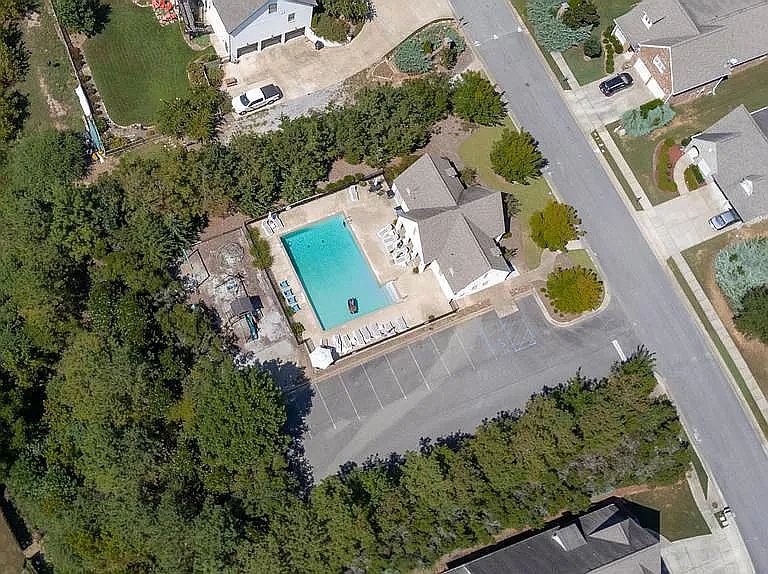 1st image of 4017 Cahaba Lake Cir