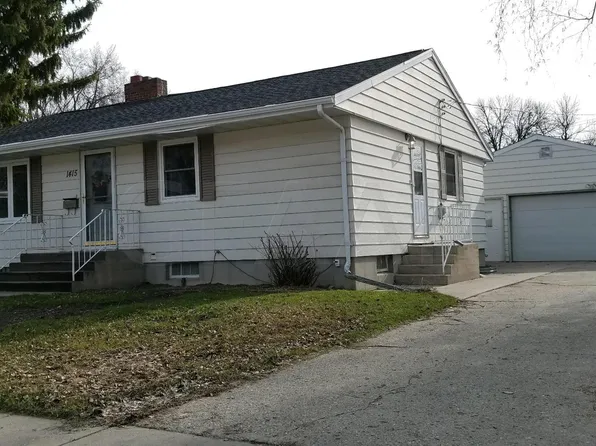 1415 S 10th St, Grand Forks, ND 58201