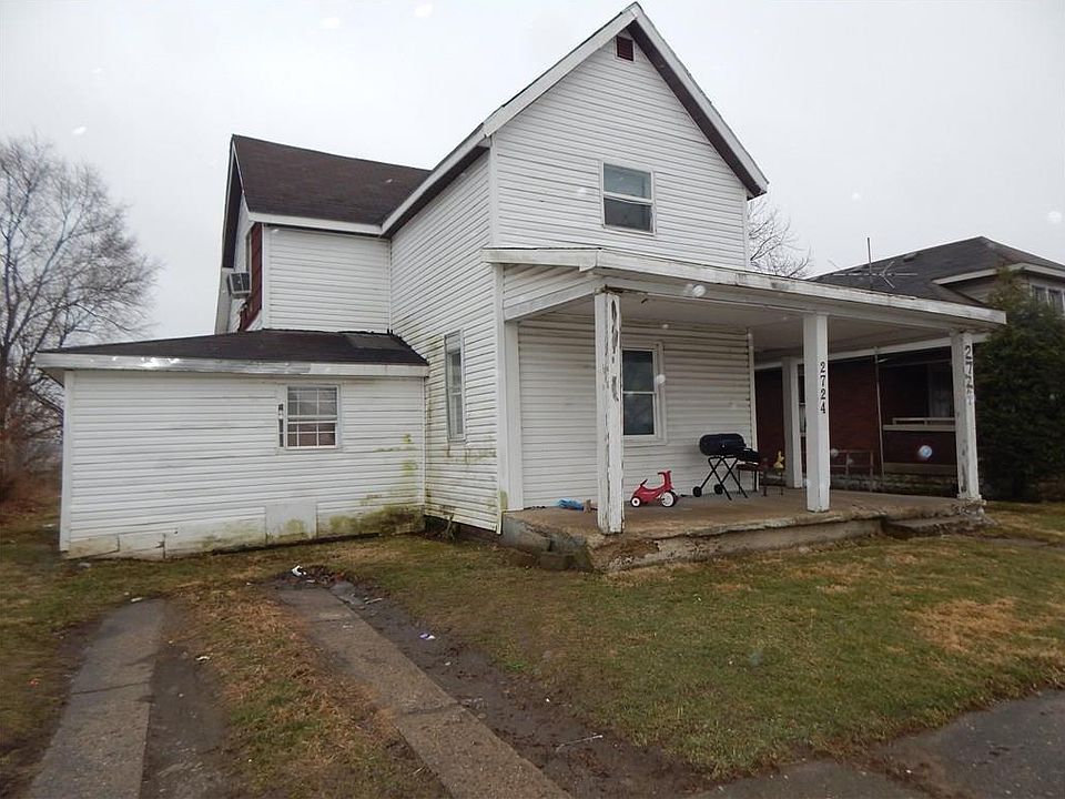 2nd image of 2724 Pitt St