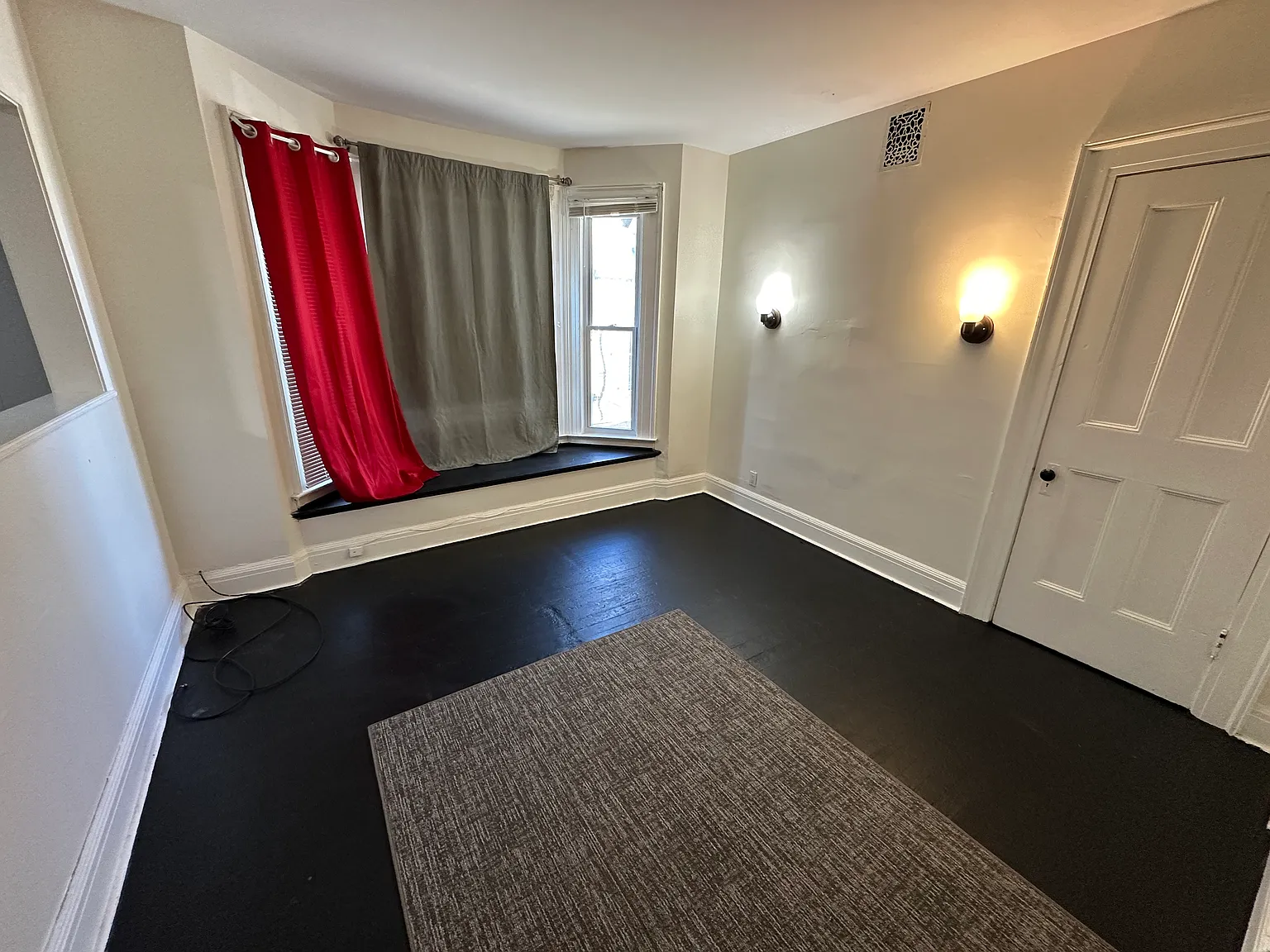 2 bed, 845 sqft, $1,300 — Photo 3