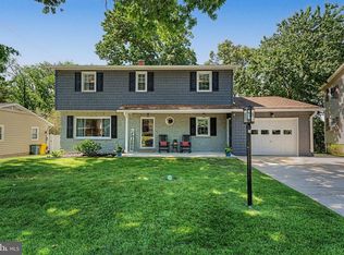 564 Williamsburg Ln, Odenton, MD 21113