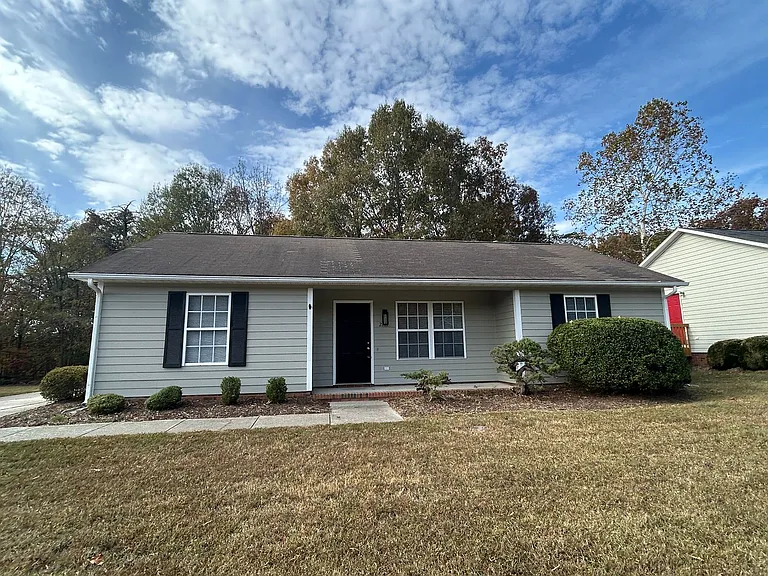 2711 Ingleside Dr — Photo 24