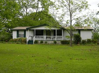 93 Edith Rd, Cowarts, AL 36321