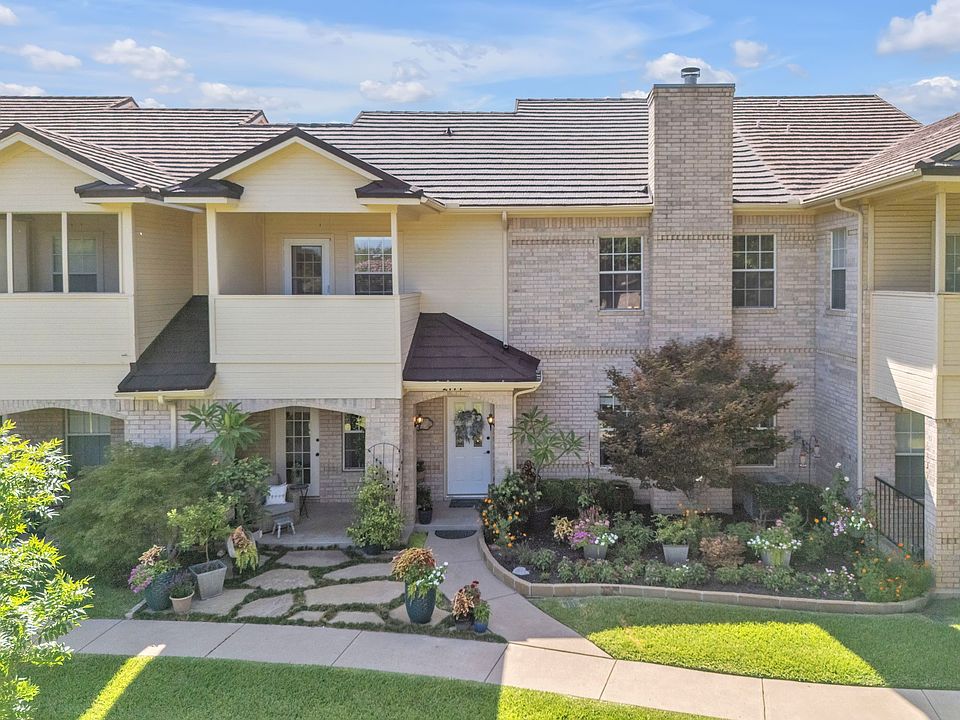 1st image of 2144 Lakeforest Dr
