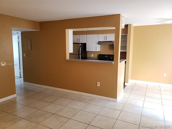 2nd image of 2350 NW 33rd St #8-808