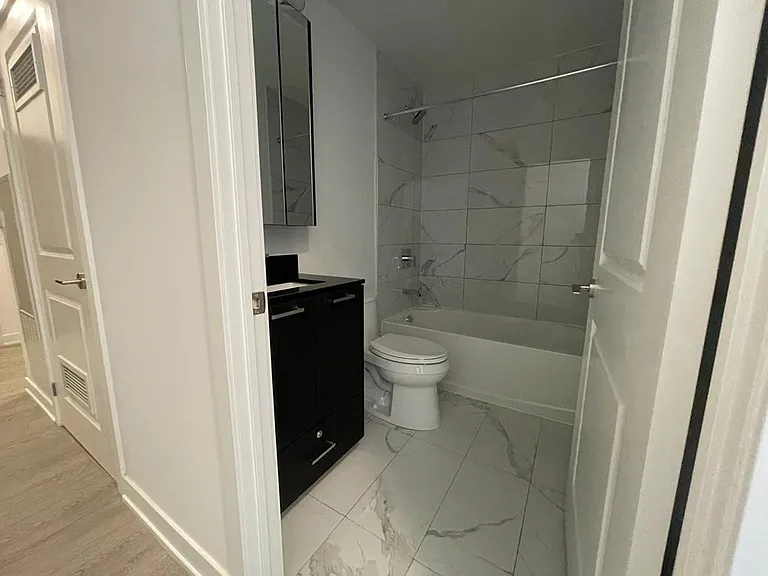 120 Eagle Rock Way #4 — Photo 12