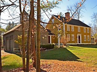 52 Champeaux Rd, Brimfield, MA 01010