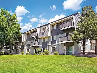 Advenir at Cherry Creek North