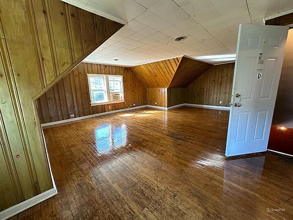 5th image of 226 Norwood Ave