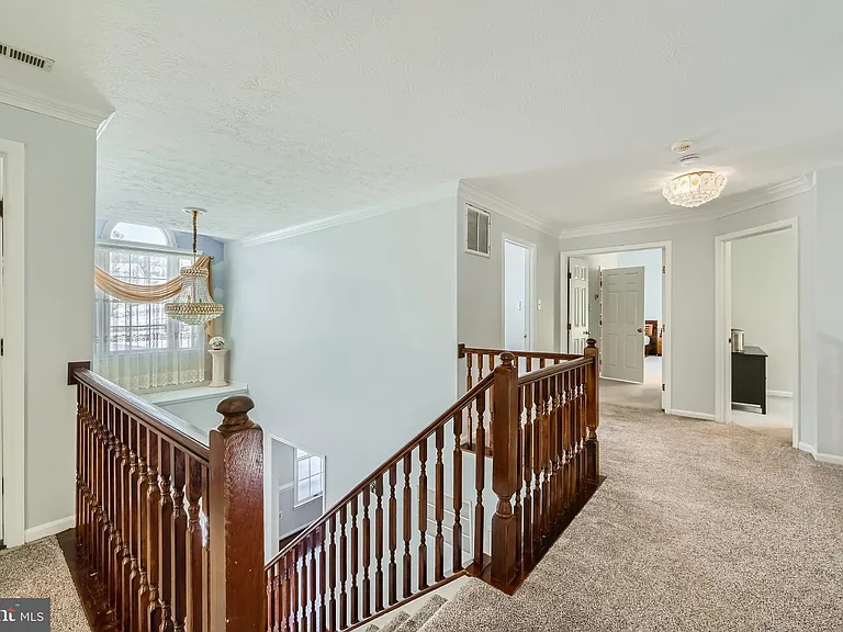 8 Sapphire Hill Ct — Photo 24