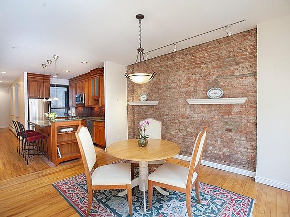 3rd image of 305 W 98th St #4