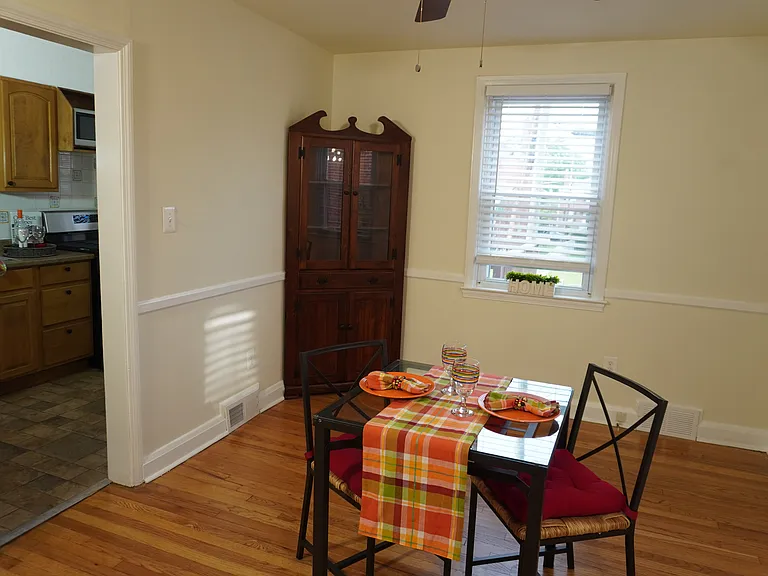 1710 Weston Ave — Photo 9