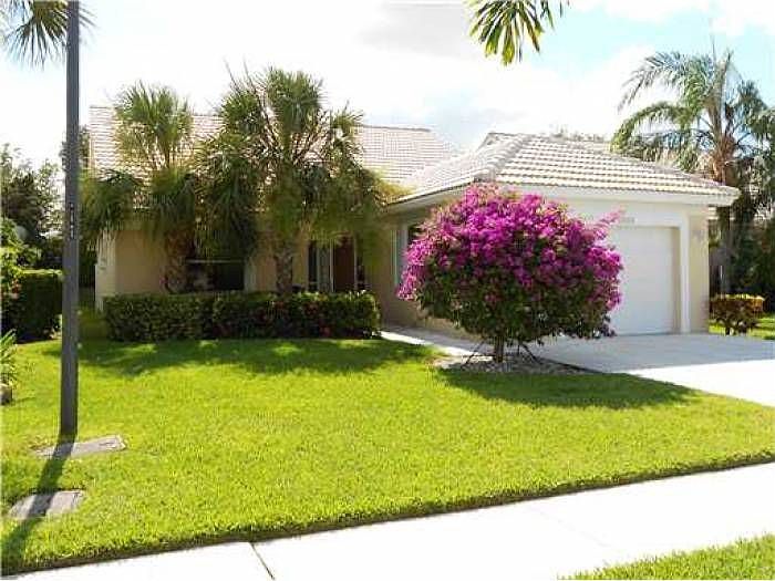 1st image of 12922 Hampton Lakes Cir