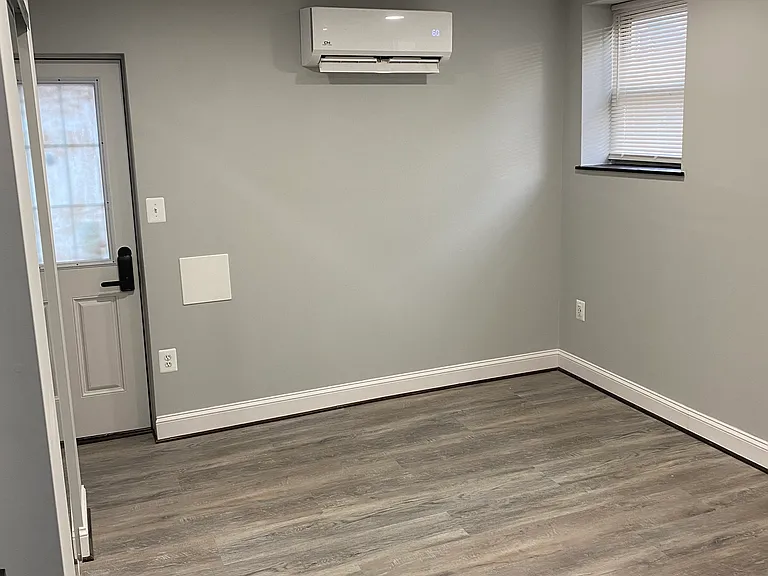 2501 Linden Ave #B — Photo 7