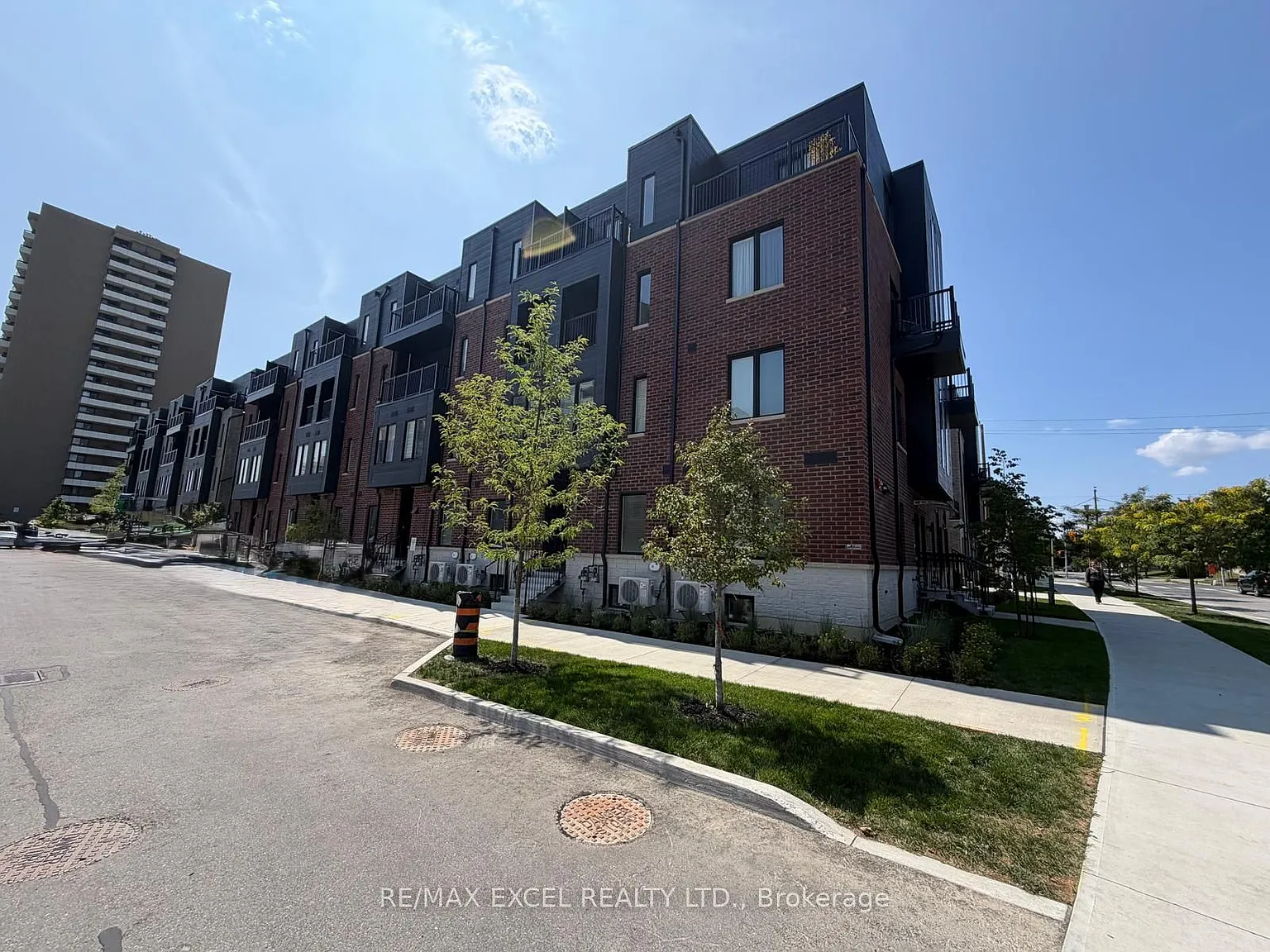 3 bed, $3,350 — Photo 2