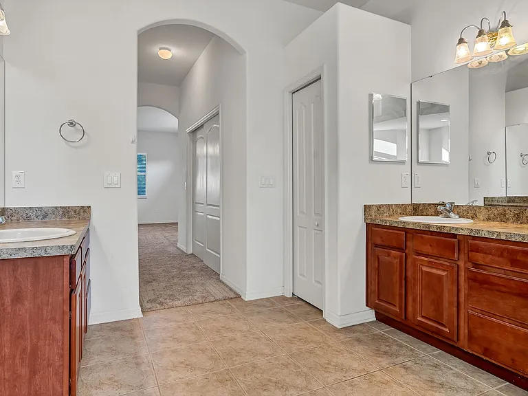 1341 Salmonberry St — Photo 40