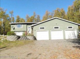 17637 Lacey Dr, Eagle River, AK 99577