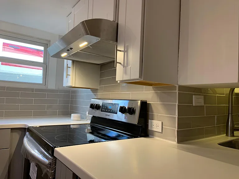 605 Edwards St #B — Photo 11
