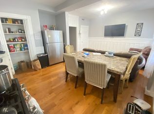 1890 Beacon St APT 2, Brookline, MA 02445
