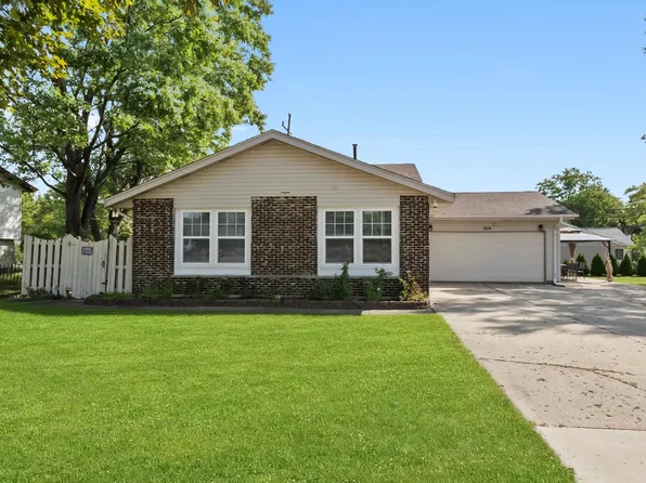 3204 E Frontage Rd, Rolling Meadows, IL 60008