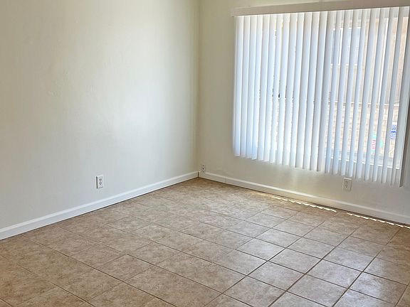 3rd image of 1312 W 225th St APT 14