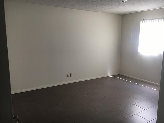3rd image of 17030 Yukon Ave APT 7