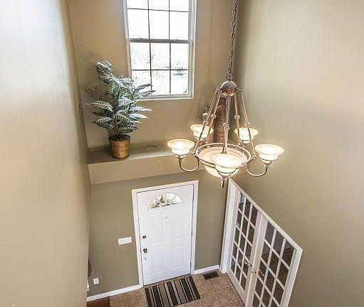 5th image of 1144 Aroya Ct