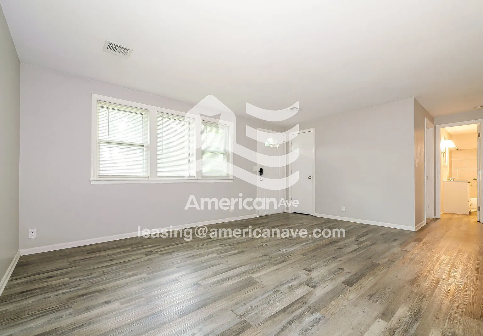 4 bed, 2.0 bath, 1607 sqft, $1,970 — Photo 3