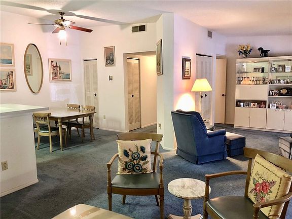 3rd image of 6018 Laketree Ln APT F