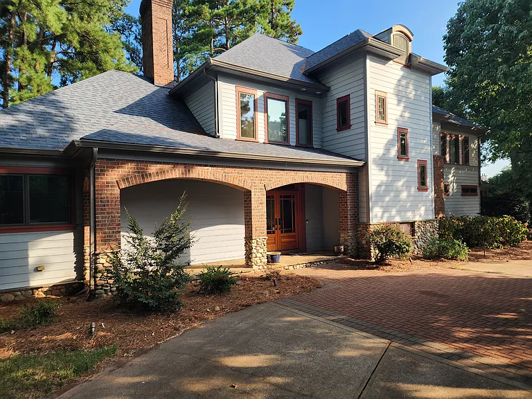 16946 Belle Isle Dr — Photo 3