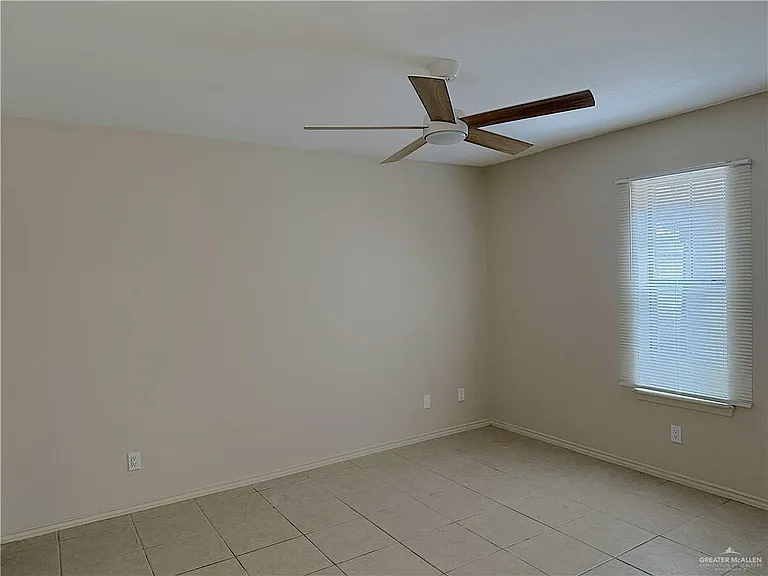 716 Mynah Ave #3 — Photo 6