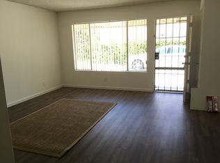 5582 Sprague Ave APT E, Cypress, CA 90630