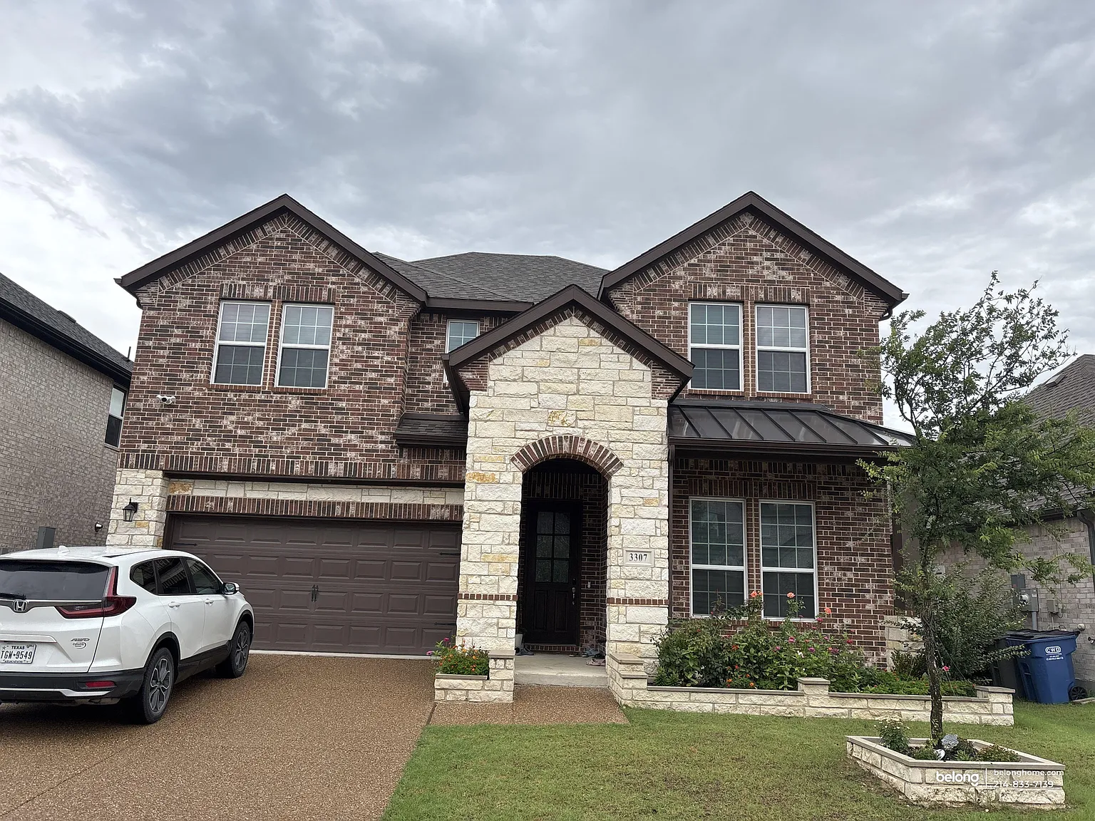 4 bed, 3.5 bath, 3271 sqft, $2,825 — Photo 1