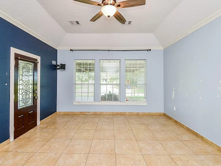 5575 Bollinger Rd — Photo 14
