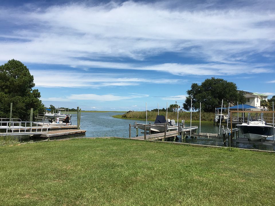 HOA boat launch