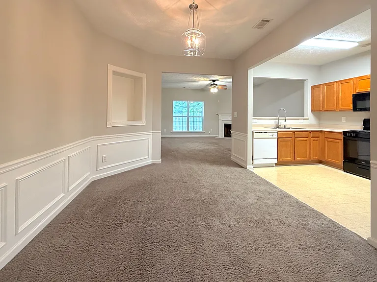 3845 Grovemont Pl — Photo 4