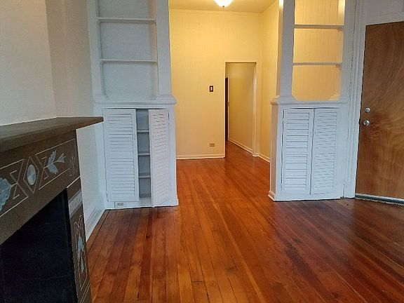 3rd image of 399 4th Ave APT 2