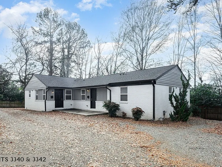 3340 Washburn Ave — Photo 3
